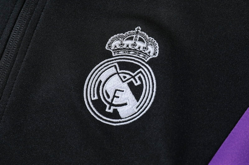 Special Edition Tracksuit Kit - Detail