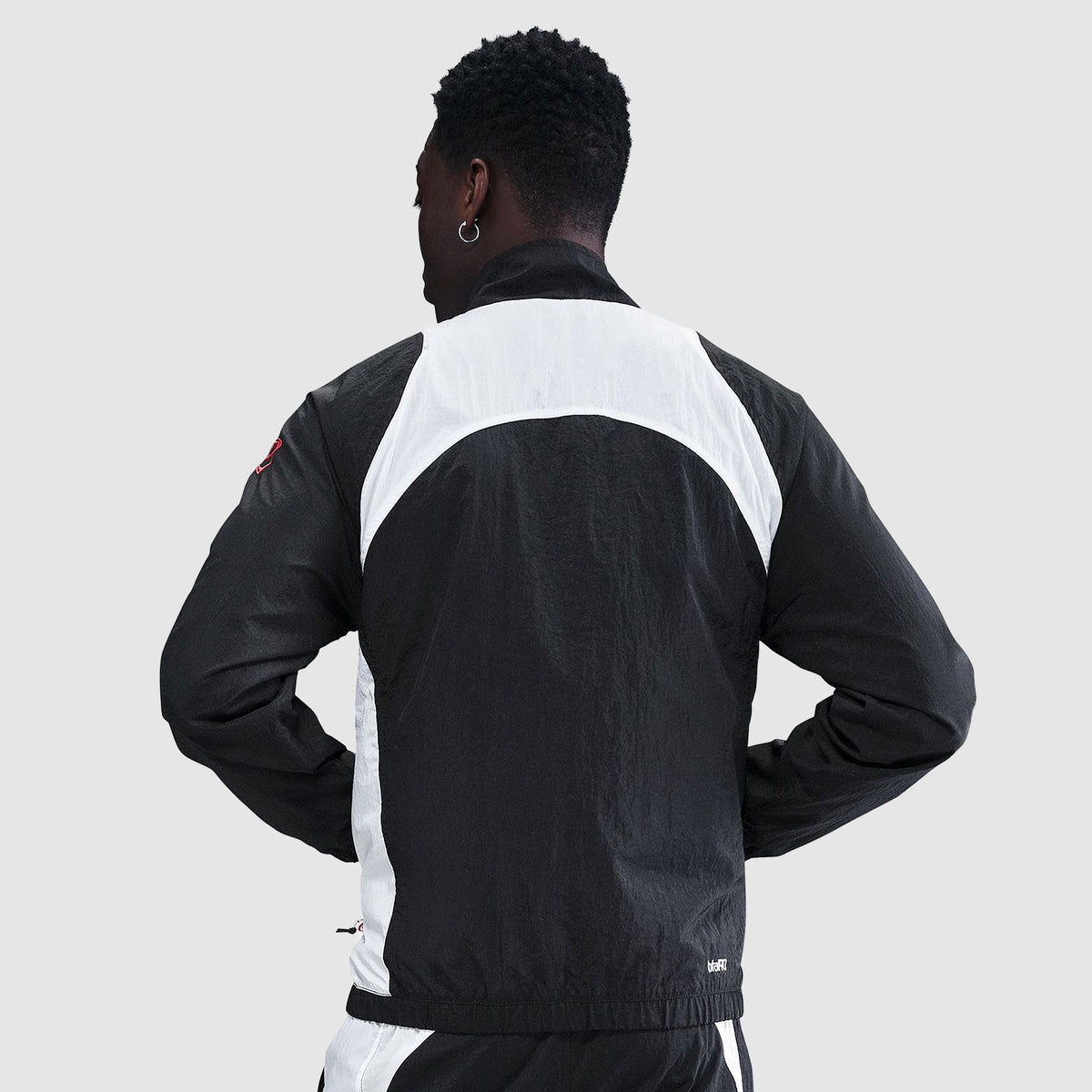 Windbreaker 26/27 - Back