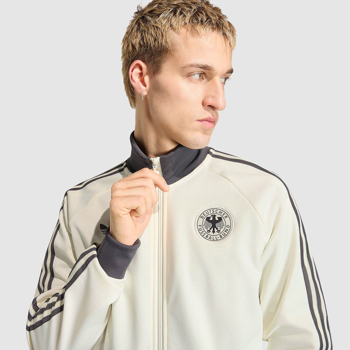 Jacket 24/25 - Detail 3