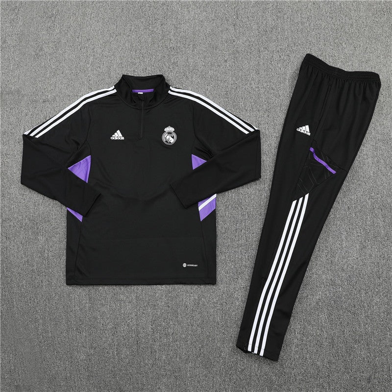 Special Edition Tracksuit Kit - Detail