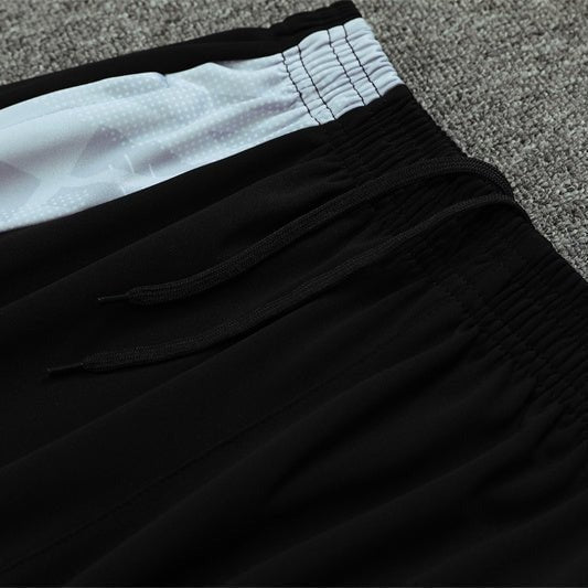 Special Edition Tracksuit Kit - Detail