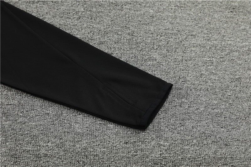 Special Edition Tracksuit Kit - Detail