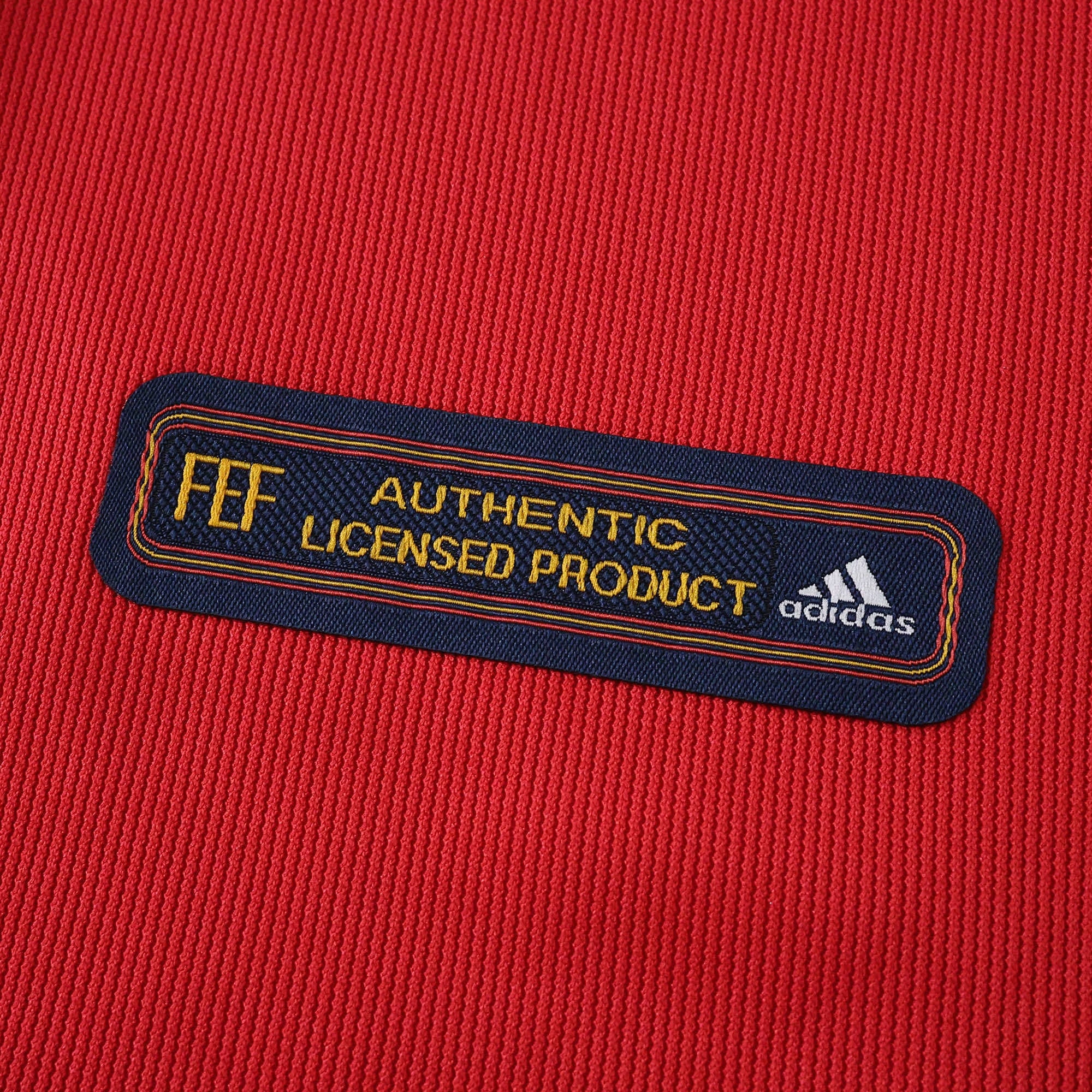 Spain 2000 Retro Home Shirt - View 6