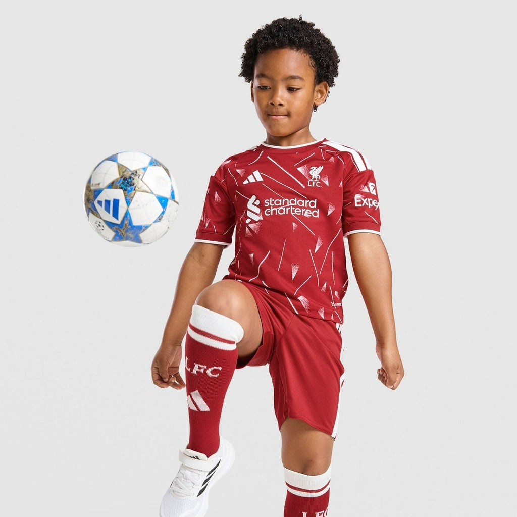 Home 26/27 Kids Shirt Kit - Modeled