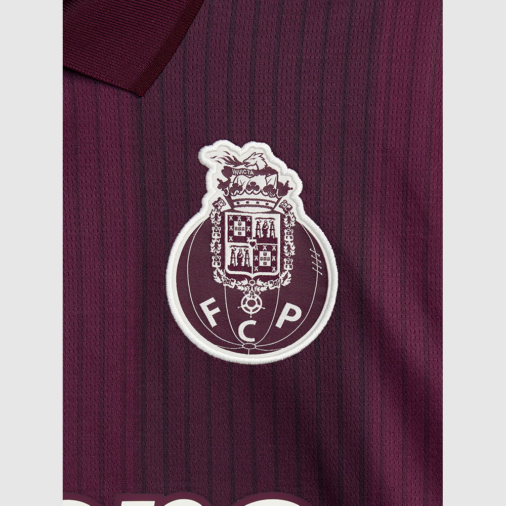 Away 26/27 Men's Shirt - Club Crest