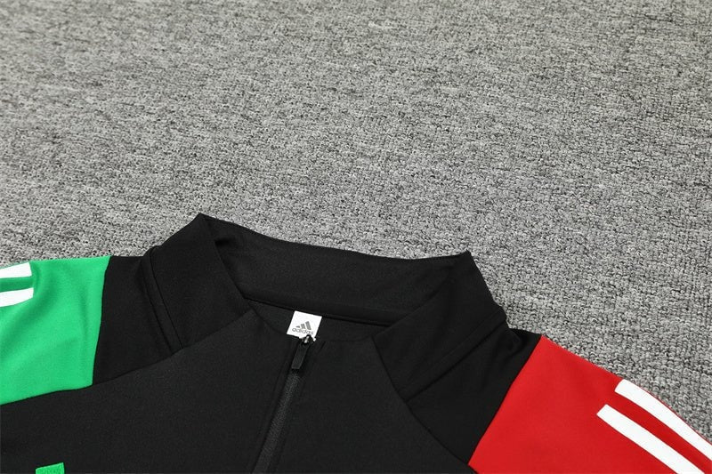 Away 24/25 Tracksuit Kit - Detail