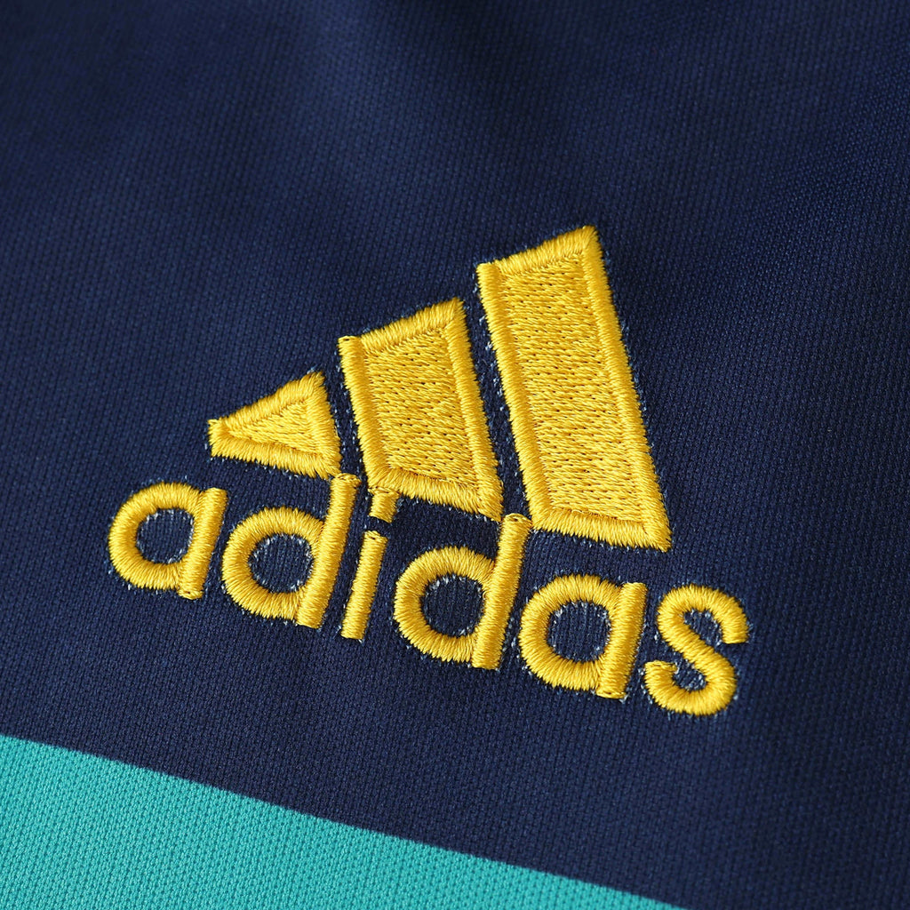 Spain 2010 Retro Goalkeeper Shirt - View 5