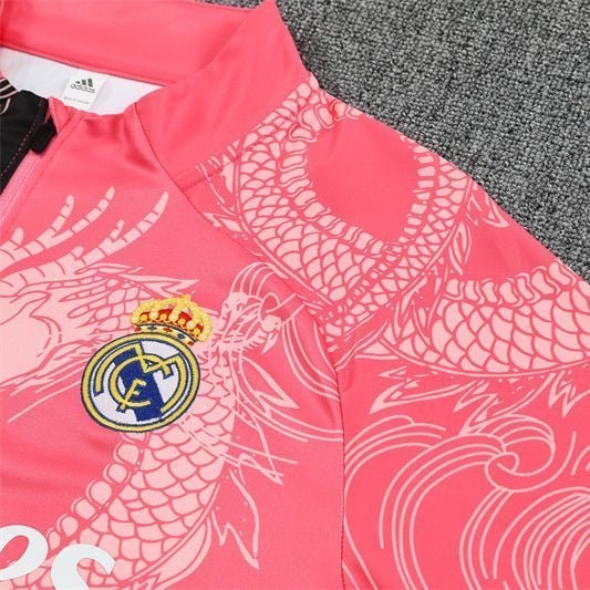 Special Edition Tracksuit Kit - Detail