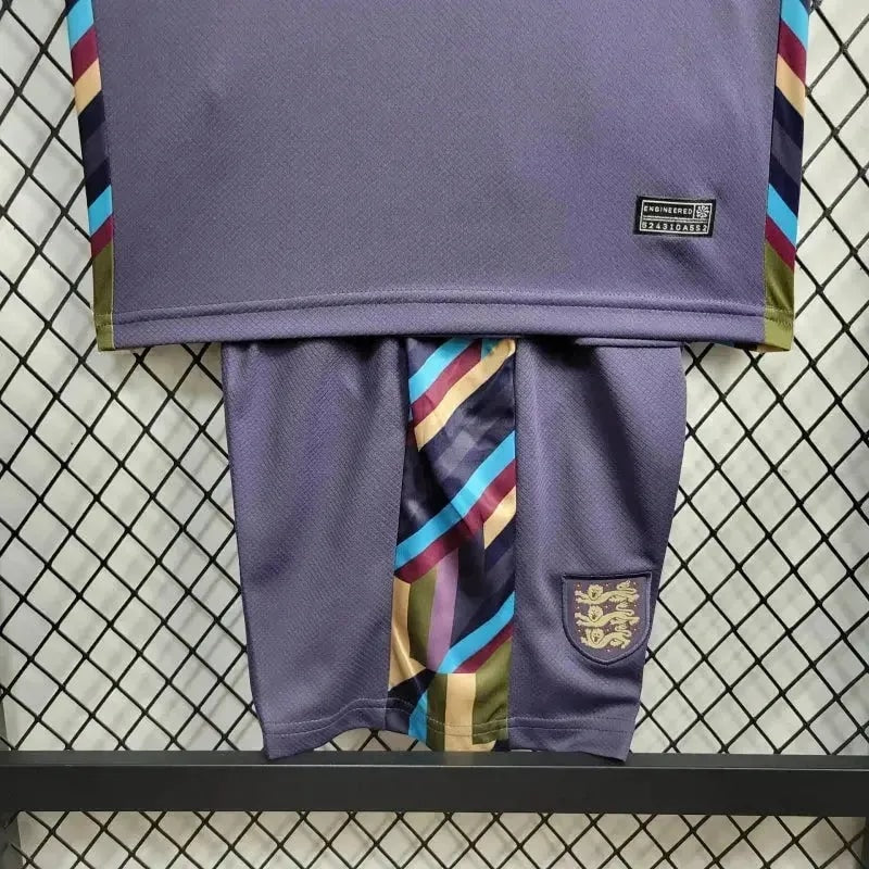 Away 24/25 Kids Shirt Kit - View 7