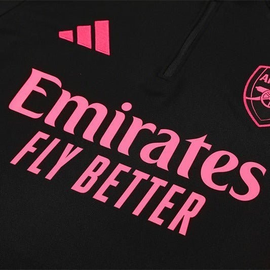 Special Edition Tracksuit Kit - Detail