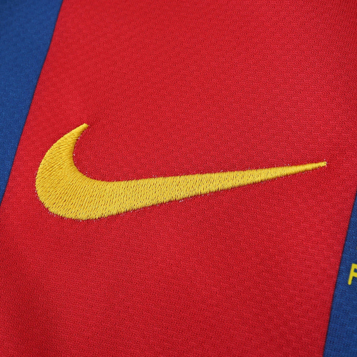 Retro Home 2010/11 Shirt - View 4