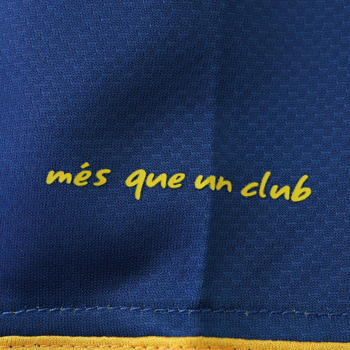 Retro Home 2010/11 Shirt - View 7