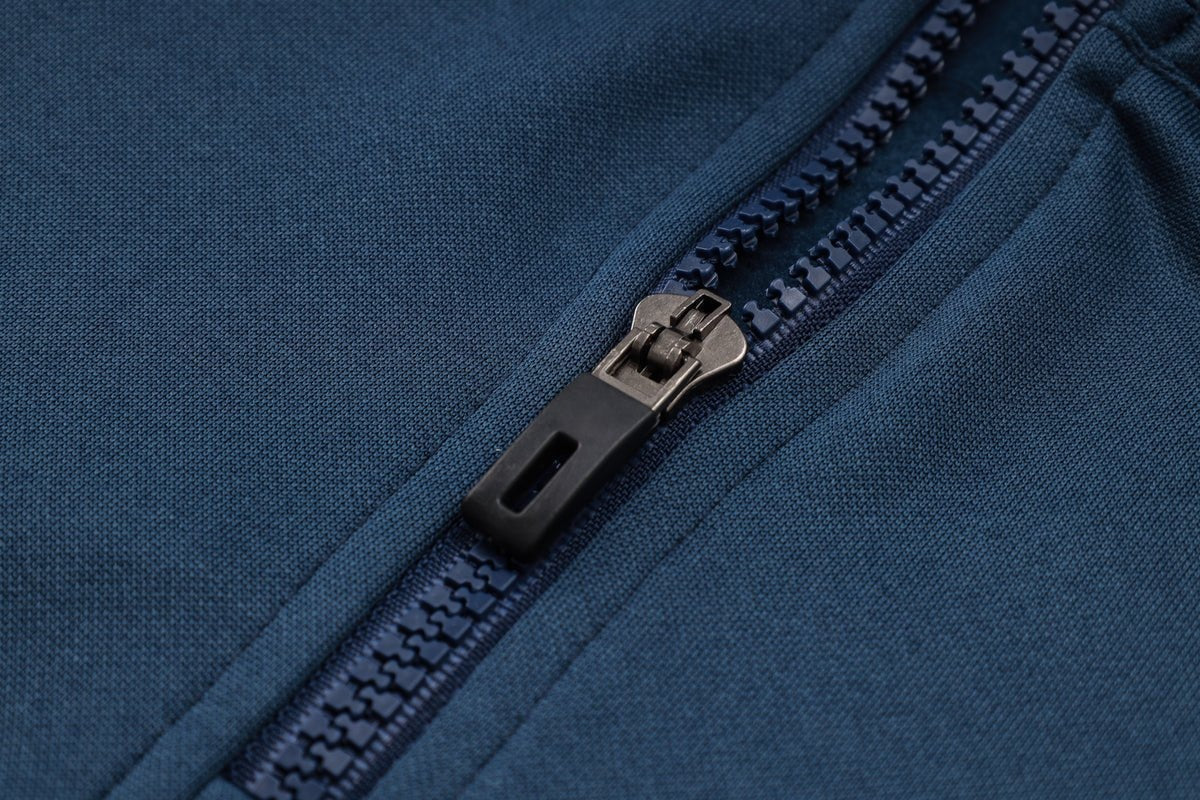 Tracksuit Kit - Detail