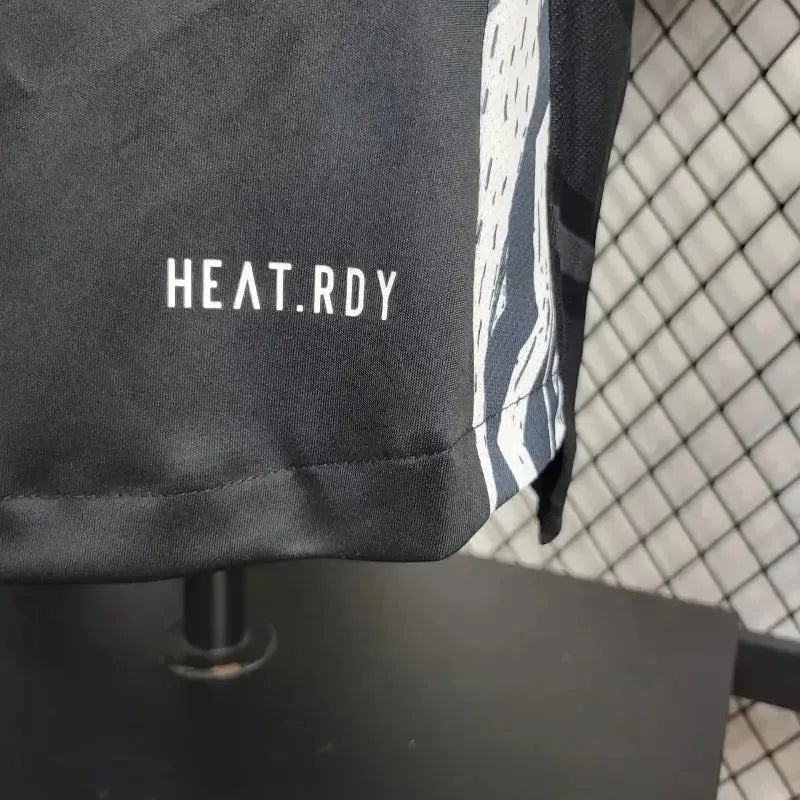 Away 24/25 Player Edition Shirt - View 7