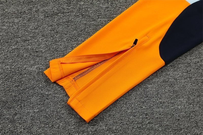 Special Edition Tracksuit Kit - Detail