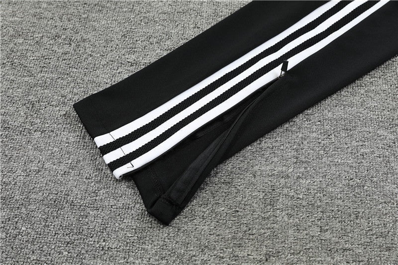Special Edition Tracksuit Kit - Detail