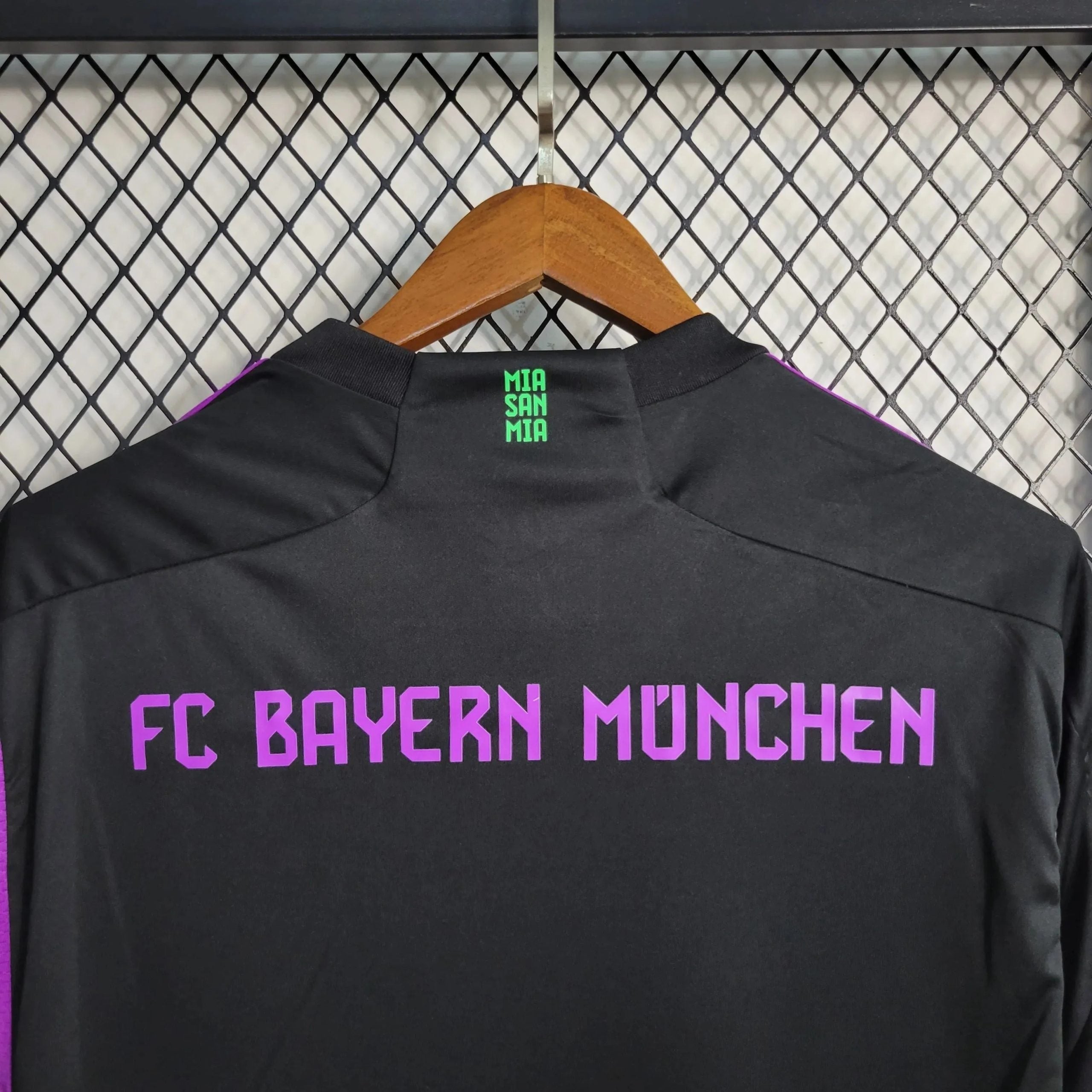 Away 23/24 Men’s Shirt