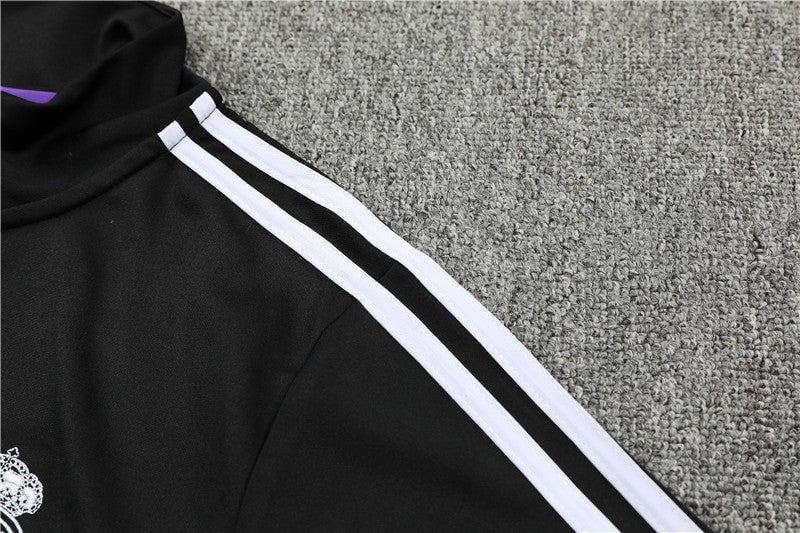 Special Edition Tracksuit Kit - Detail