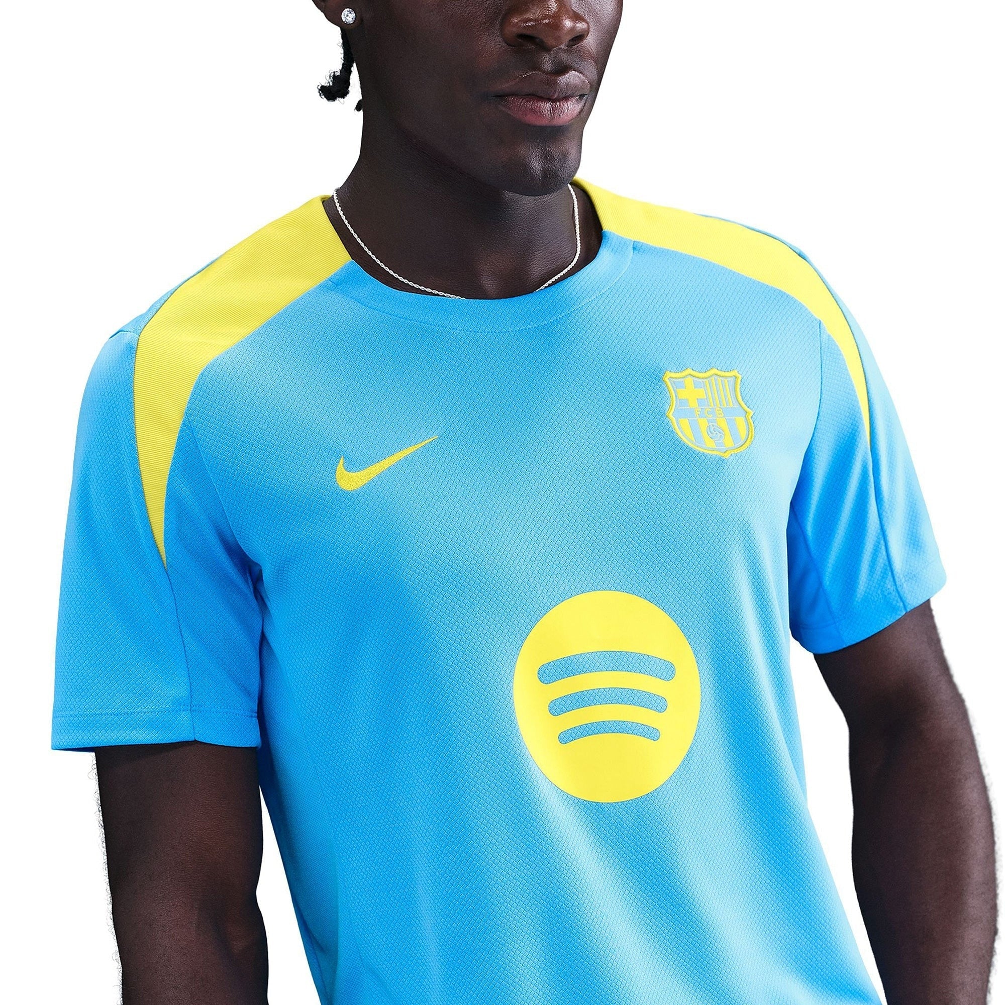Training 3 25/26 Men's Shirt - On Model Front