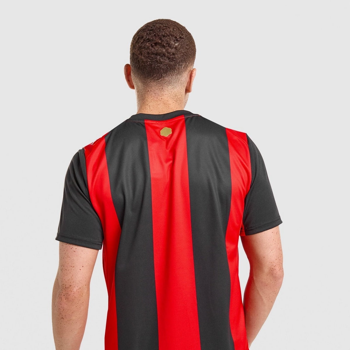 Home 26/27 Men’s Shirt - Back Modeled