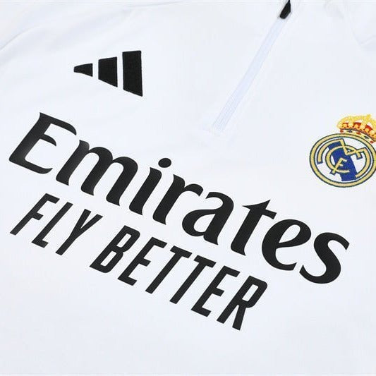 Home 25/26 Tracksuit Kit - Detail