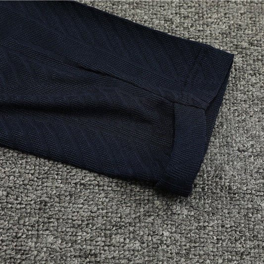 Special Edition Tracksuit Kit - Detail