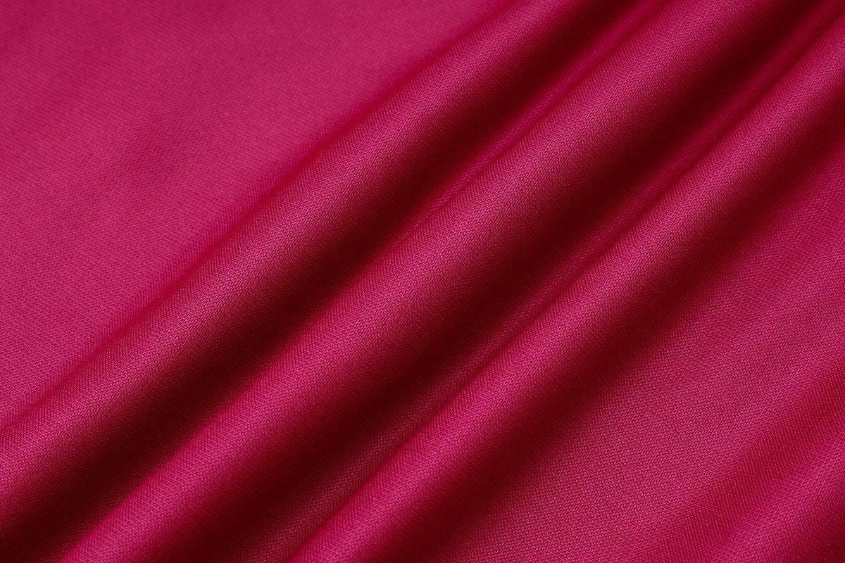 Tracksuit Kit - Detail