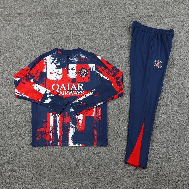 Special Edition Tracksuit Kit - Detail