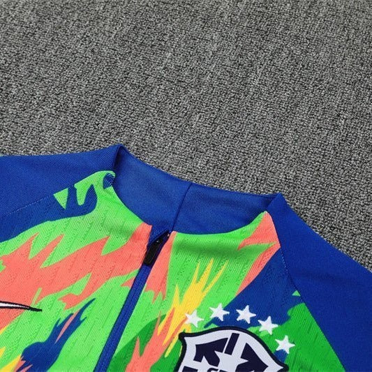 Special Edition Tracksuit Kit - Detail