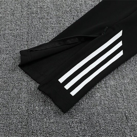 Home 25/26 Tracksuit Kit - Detail