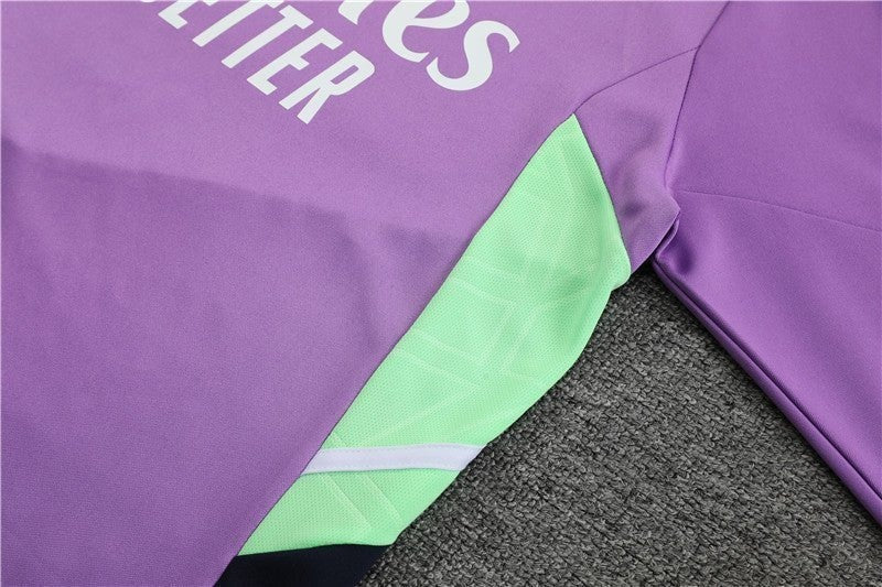 Special Edition Tracksuit Kit - Detail