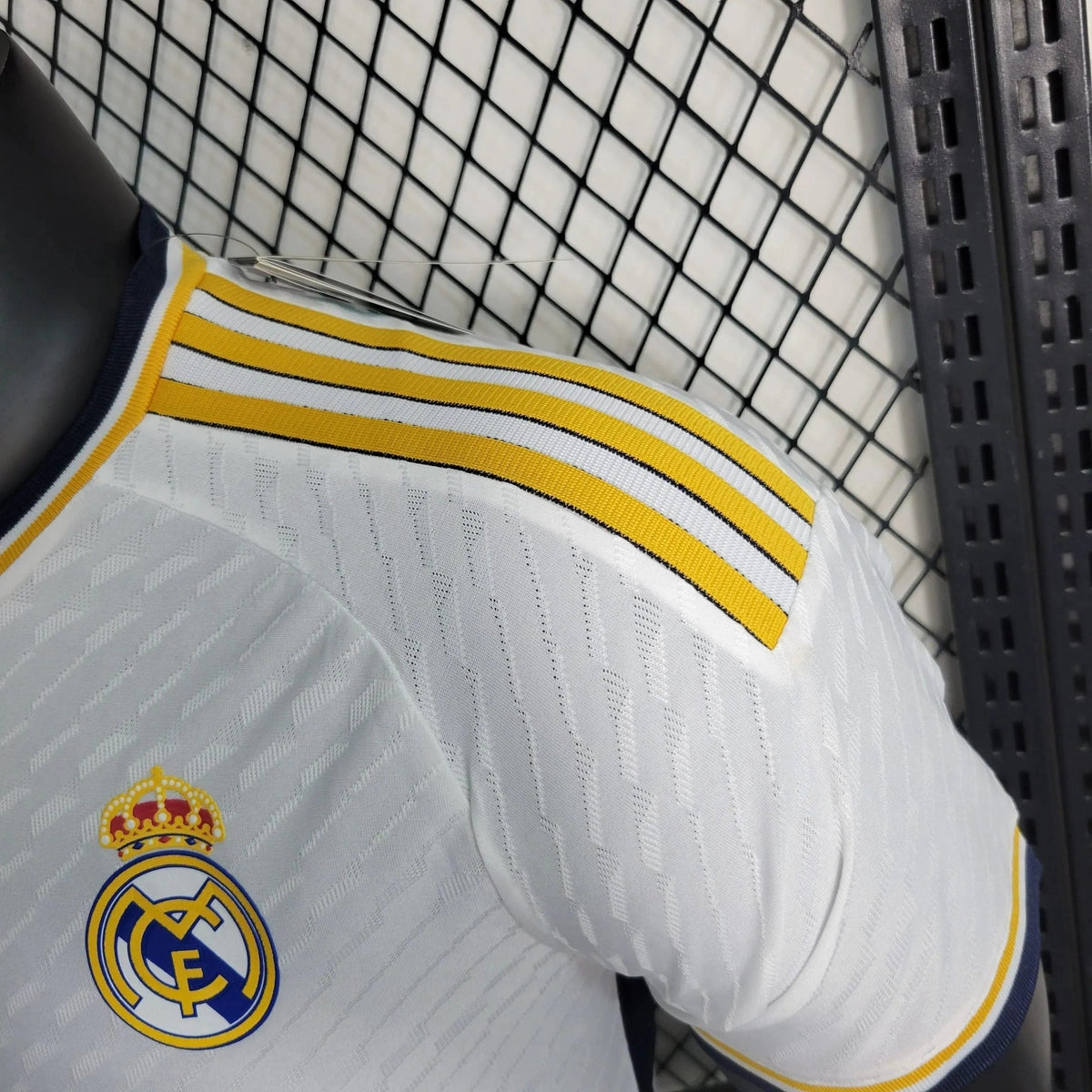 Home 23/24 Player Edition Shirt - View 9