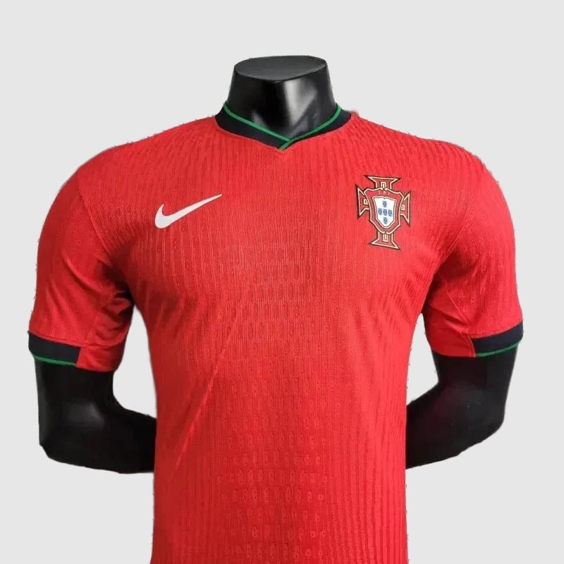 Portugal 24/25 Home Player Shirt - View 3