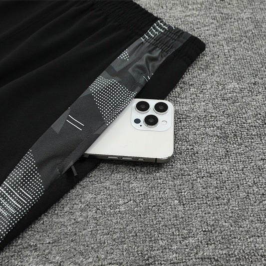 Special Edition Tracksuit Kit - Detail