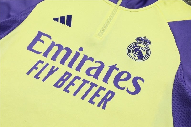 Special Edition Tracksuit Kit - Detail