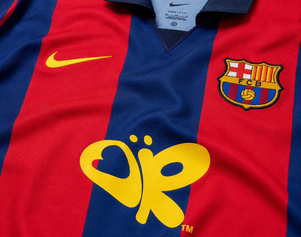 Retro Home 2003/04 Shirt - View 3