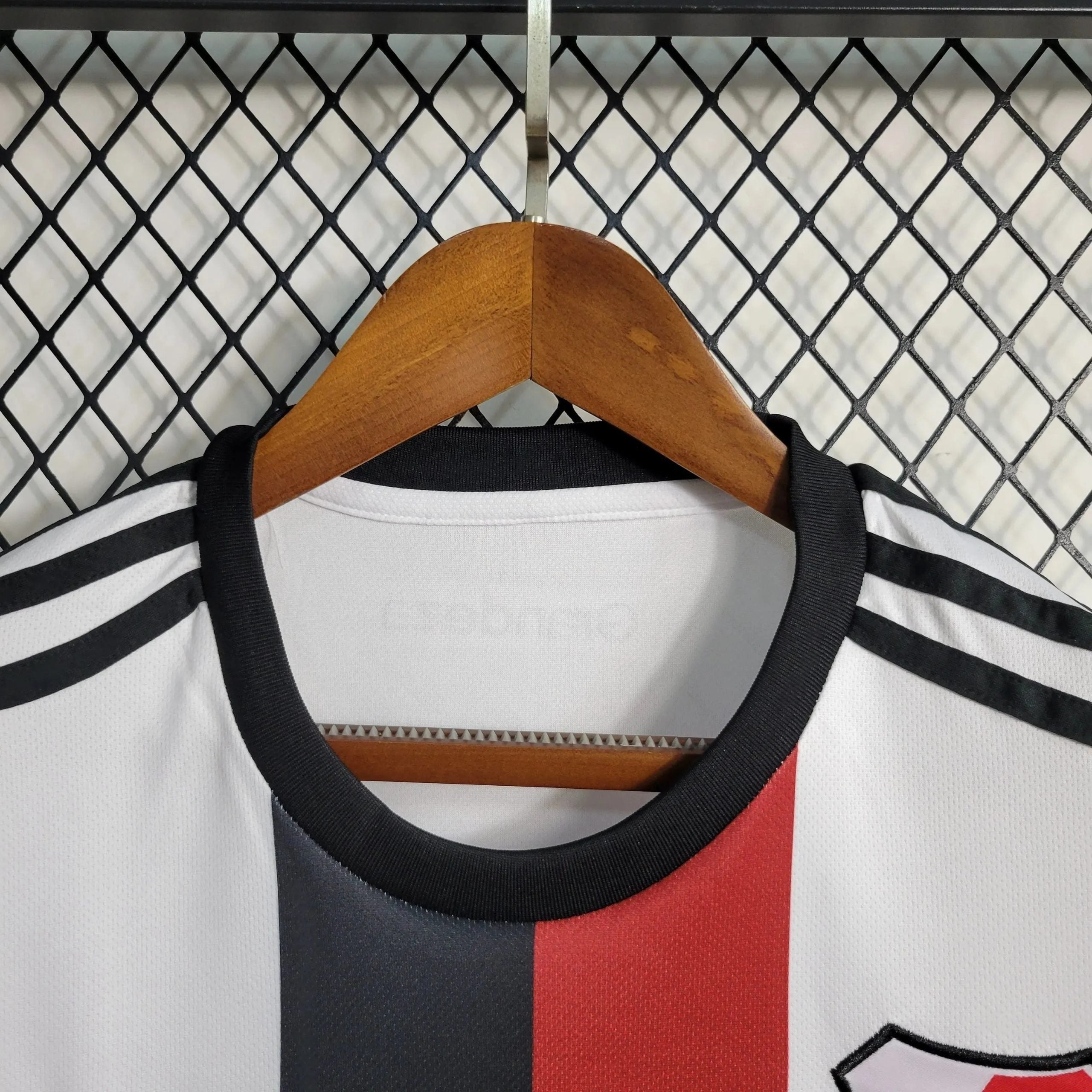 Los Millonarios 23/24 Home Shirt - View 5