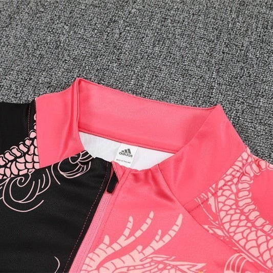 Special Edition Tracksuit Kit - Detail