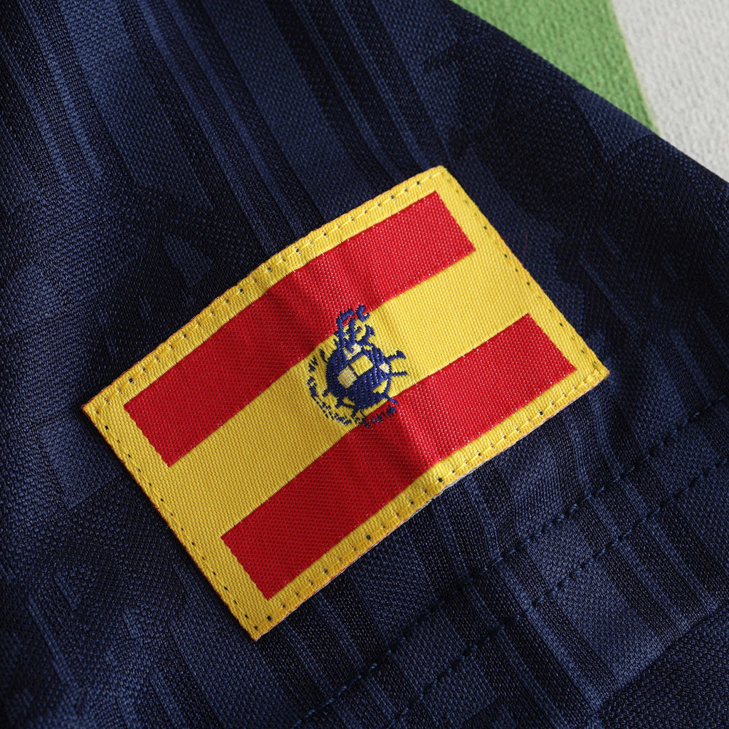 Spain 1996 Retro Away Shirt - View 8