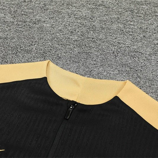 Training 24/25 Tracksuit Kit - Detail