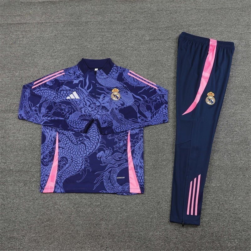 Special Edition Tracksuit Kit - Detail