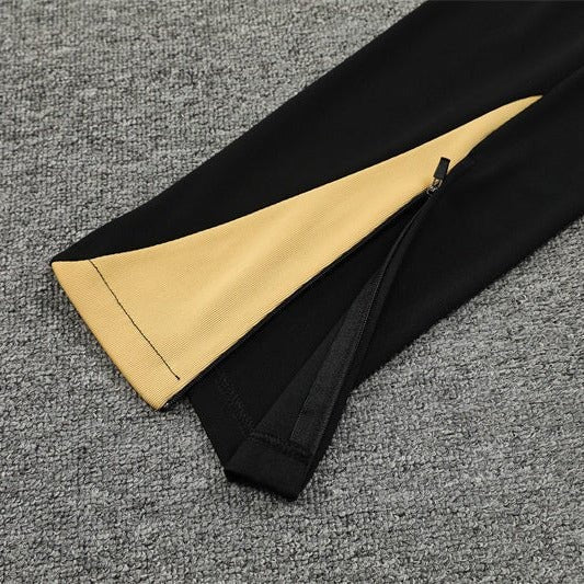 Training 24/25 Tracksuit Kit - Detail