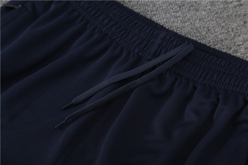 Special Edition Tracksuit Kit - Detail