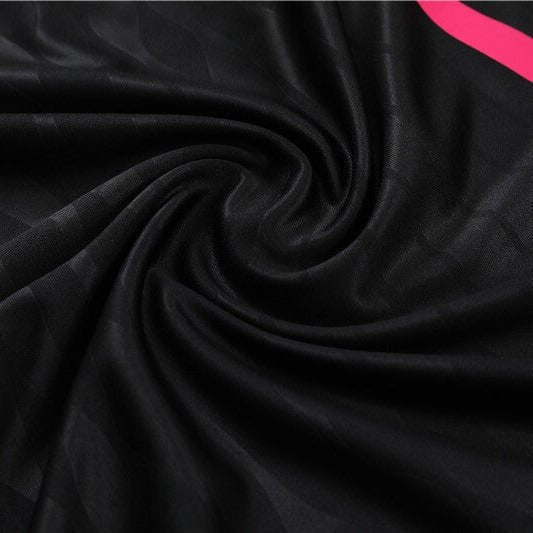 Special Edition Tracksuit Kit - Detail