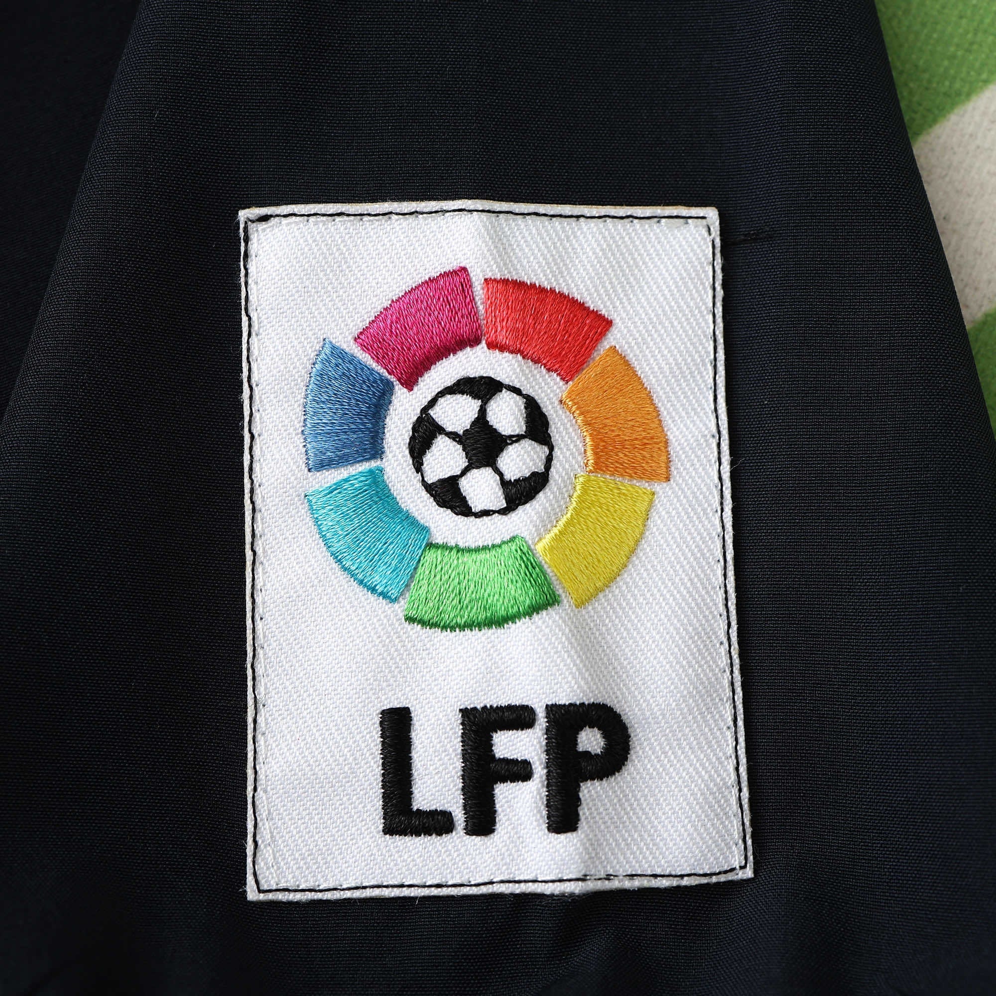 Retro Home 2003/04 Shirt