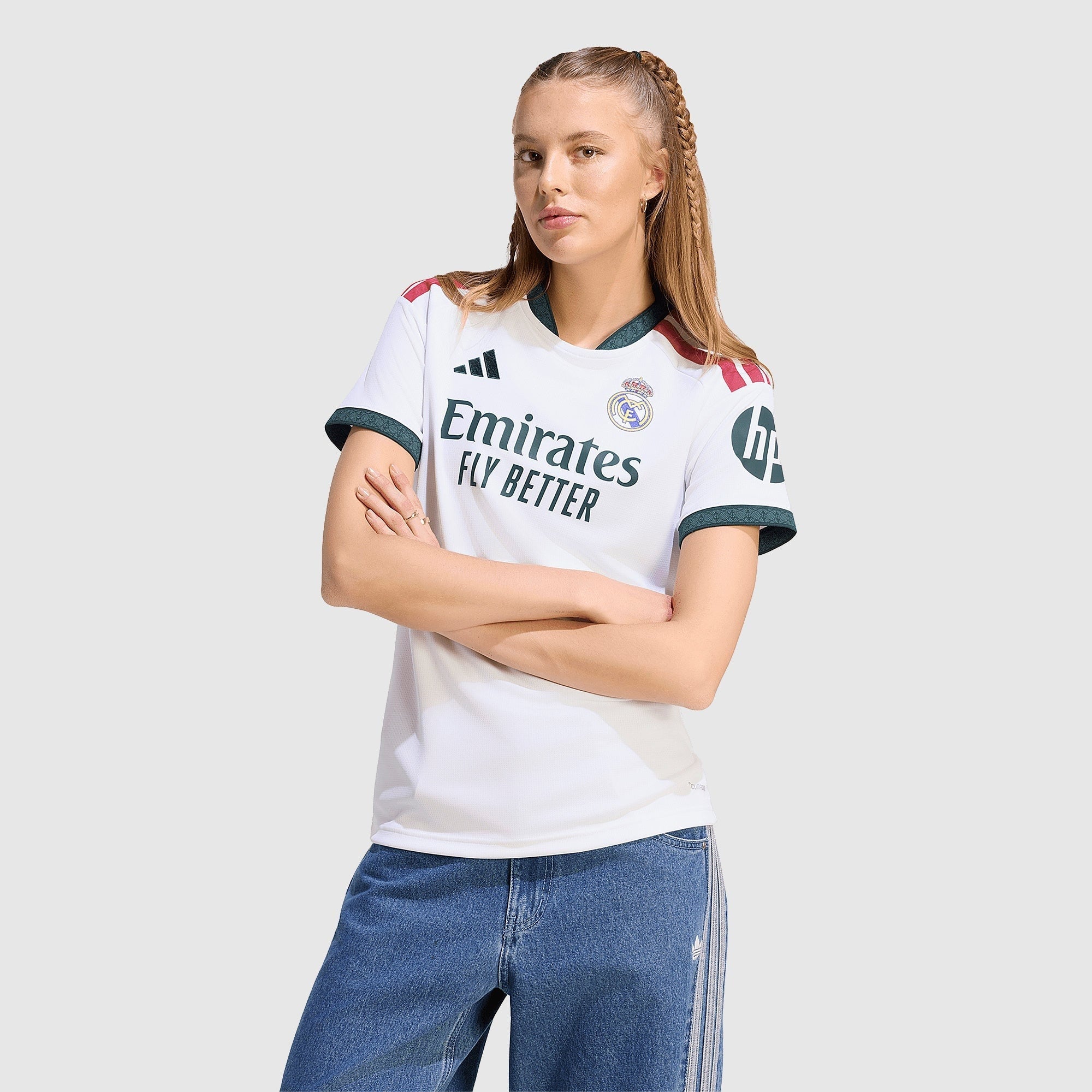 Home 26/27 Women's Shirt - Model Front