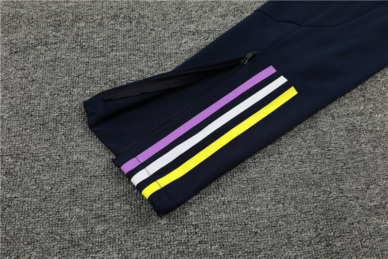 Special Edition Tracksuit Kit - Detail