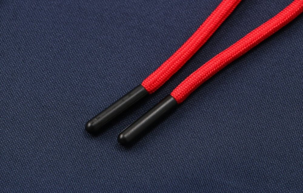 Tracksuit Kit - Detail