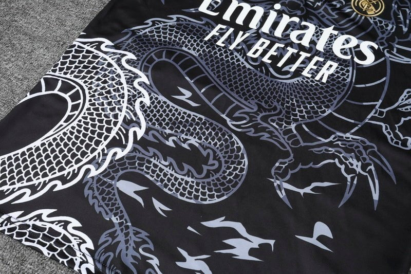 Special Edition Tracksuit Kit - Detail