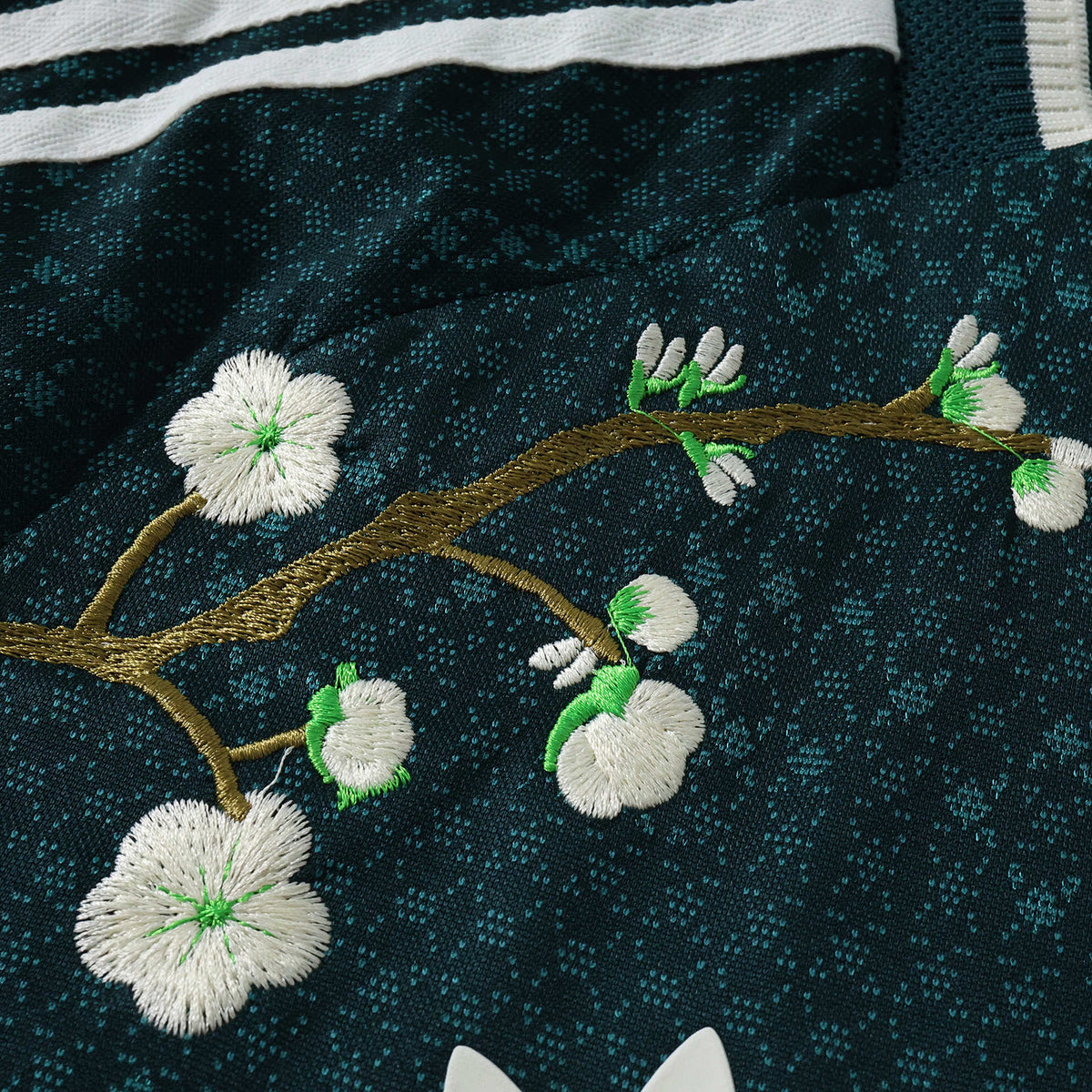 Embroidered Away 26/27 Player Edition Shirt - View 7